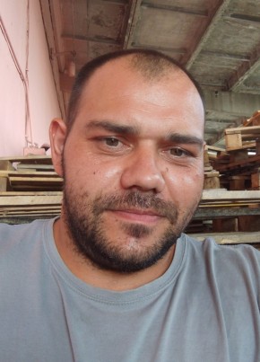 Денис из Карасука 34 года