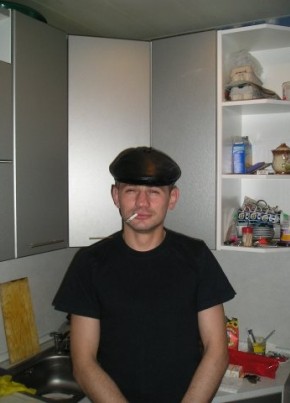 Денис, 44, Россия, Псков