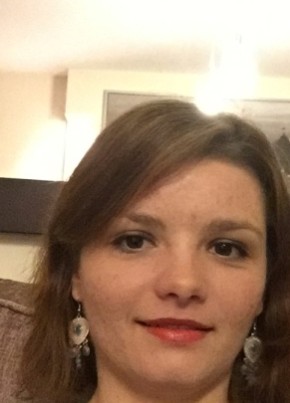 Sarah, 35, République Française, Annecy-le-Vieux