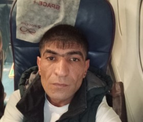 Artem, 39, Saint Petersburg