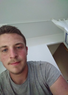 Nathan, 24, République Française, Saint-Dizier