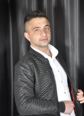 Bekir, 29, Republika e Kosovës, Prishtinë