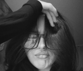 Karina, 20, Lesnoy