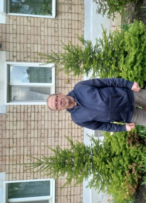 Vlad, 74, Russia, Oktyabrsk