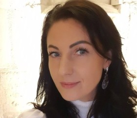 Andrea, 40, Yamoussoukro