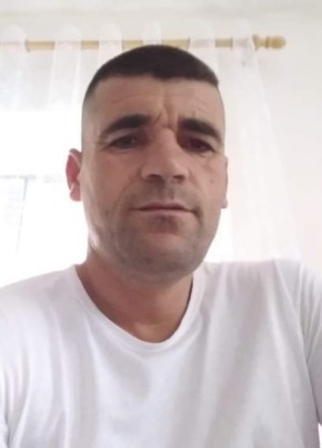 Albi, 35, Ελληνική Δημοκρατία, Καβάλα