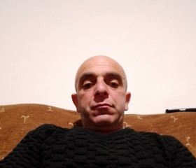 Lyeva, 35, Step anavan