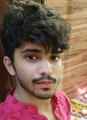 Aadi из Bangalore 22 года