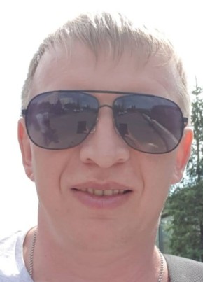 Михаил из Чехова 44 года