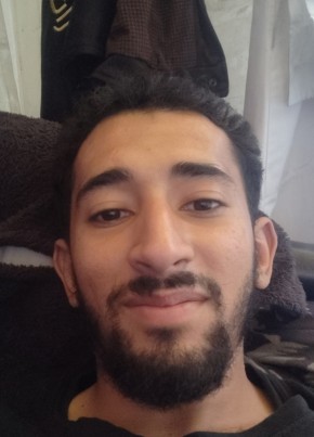 فيصل из بريدة 24 года