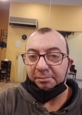 Roby, 49, Italy, Bari