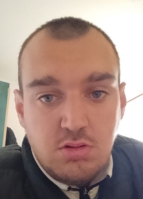 ALEX из Sectorul 3 18 лет