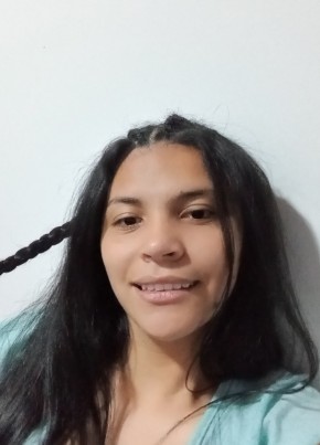 Laura, 18, República de Colombia, Santafe de Bogotá