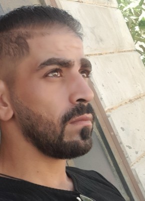 Jood Khaled, 29, Palestine, Ramallah