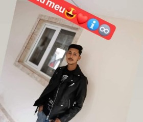 Yonut, 22, Curcani