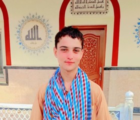 Zain khan, 19, Jalalpur Pirwala