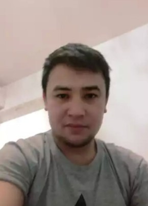 Али из Шымкента 33 года