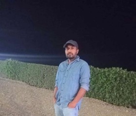 Chandika, 34, Muscat