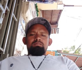 Alexander, 31, El Vigia
