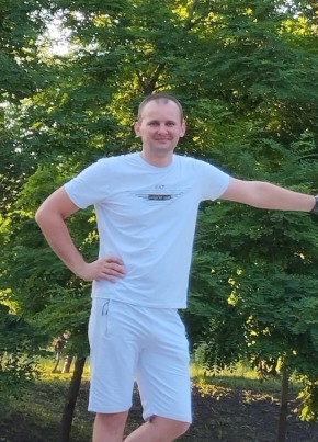 Игорь, 33, Україна, Луганськ