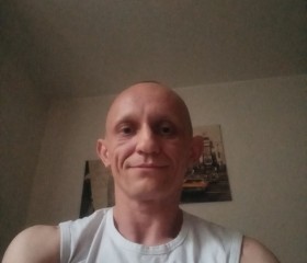 Damm, 31, Wuppertal