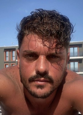 Raffaele, 31, Repubblica Italiana, Cercola