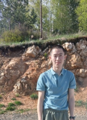 Дамир из Горно-Алтайска 24 года