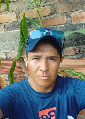 Luis Hernán из Cúcuta 37 лет