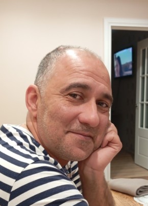Руслан из Новомосковска 36 лет