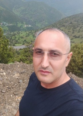 Дилшод из Тюмени 42 года
