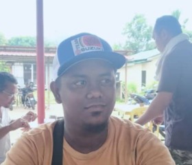 Zaki, 34, Kampung Ayer Molek
