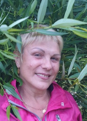 Марина, 64, Россия, Санкт-Петербург