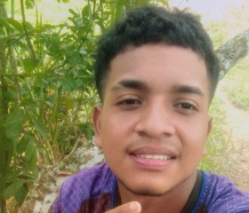 Kleber, 20, Guayaquil