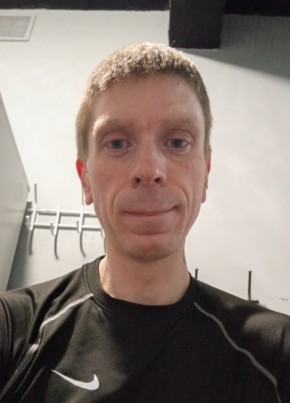 Дмитрий из Москвы 43 года