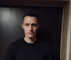 Anton, 18, Novoselitskoye