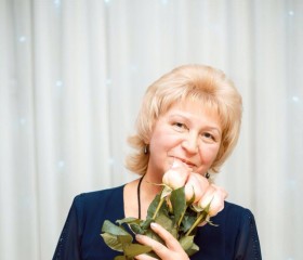 Ирина, 65 лет, Барнаул