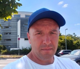 Lybomir, 46, Ruse