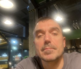 Aleksandr, 45, Moscow