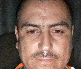 Hector, 37, Cuauhtemoc (Chihuahua)