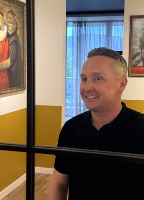 Maxim, 48, Latvia, Riga