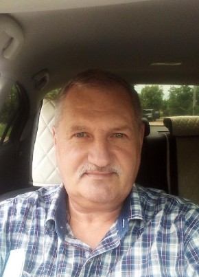 Олег, 54, Россия, Миллерово