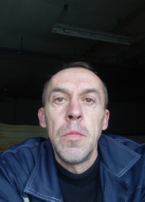Андрей из Пашковския 46 лет