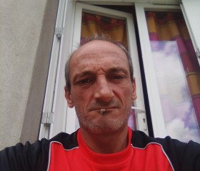 Mathieu, 50 лет, Saint-Étienne
