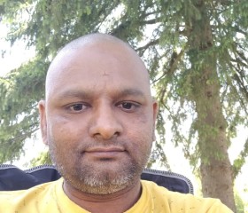 Hemant, 20, Midland