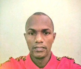 Alpha bah, 32, Labe