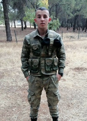 Mustafa, 24, Türkiye Cumhuriyeti, Vakfıkebir