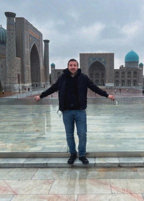 Михаил из Твери 42 года