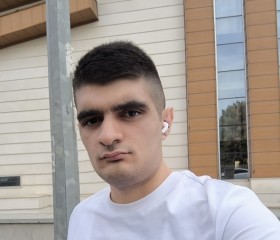 Kenan Quliyev, 24, Bakixanov
