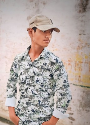 Zieeshan Saifi, 18, India, Delhi