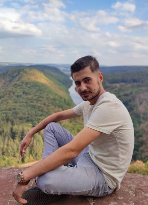 Ahmet Ak, 28, Bundesrepublik Deutschland, Stuttgart